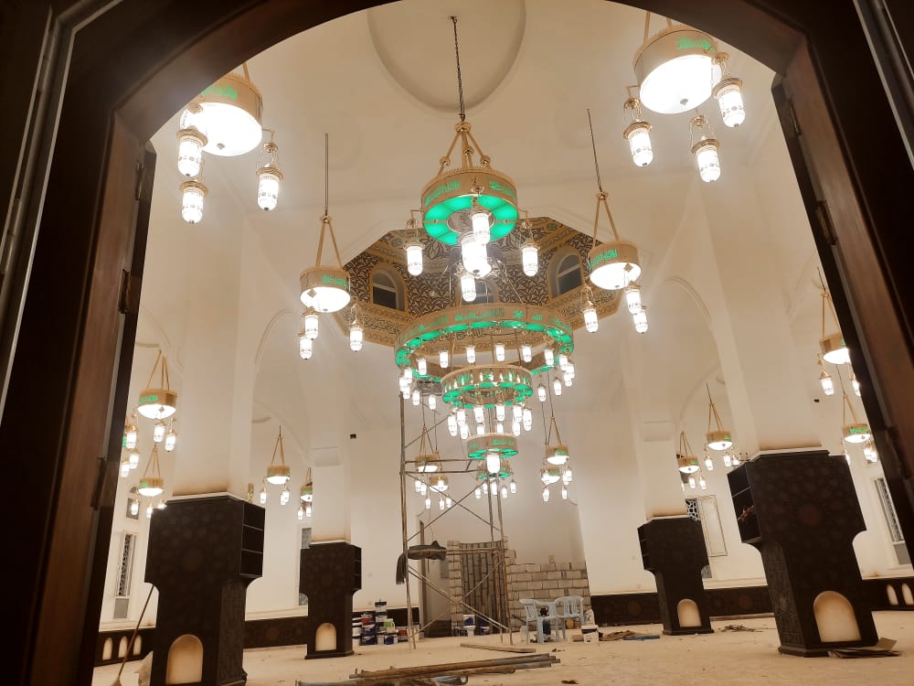 ثريات مسجد المدينة — ليبيا