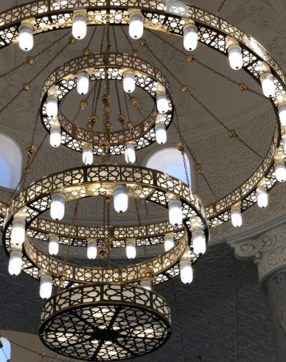 Modern Islamic chandeliers for lighting mosques
