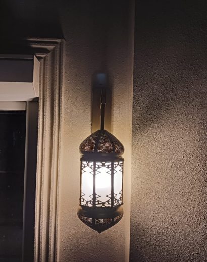 Arabic Brass Wall Light – The Elegance of Heritage and the Spirit of Islamic Lighting